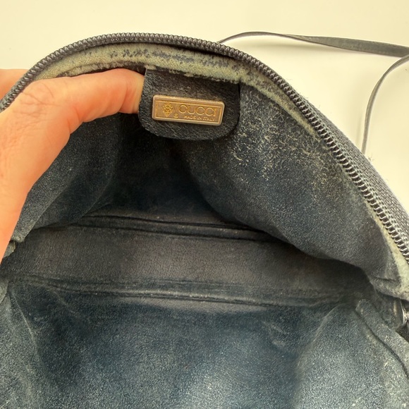 Gucci Gray Monogram Crossbody with Navy Trim - Picture 12 of 13